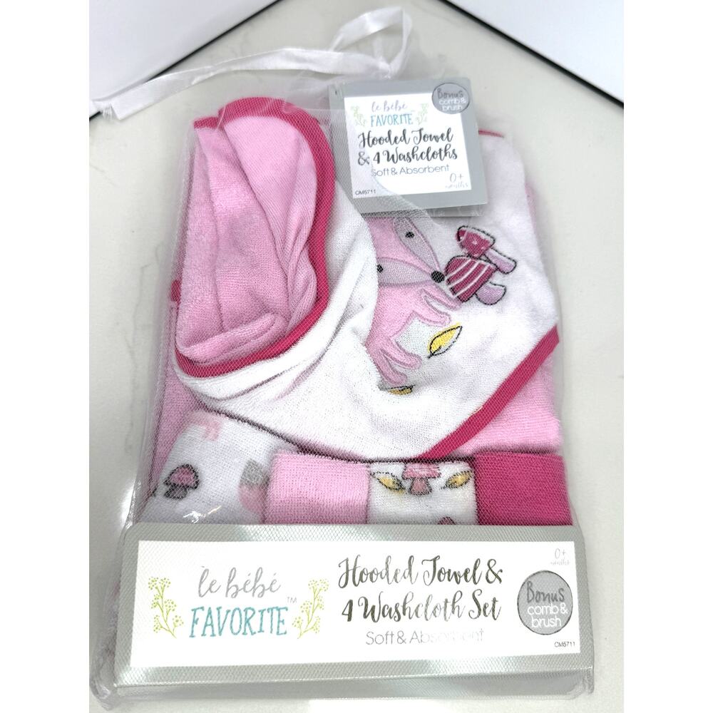 le bebe Favorite Hooded Towel & 4 Washcloth Set